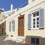 Antouanetta Ermoupoli