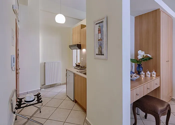 Antouanetta Ermoúpoli