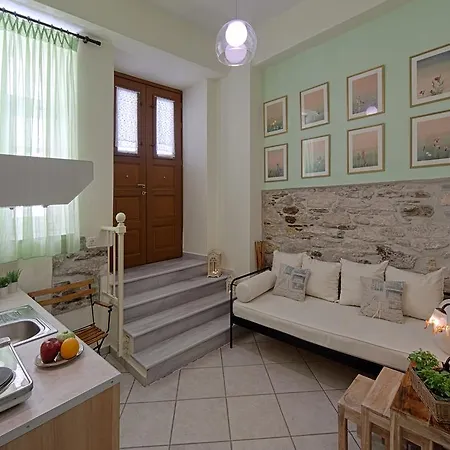 Antouanetta * Ερμούπολη