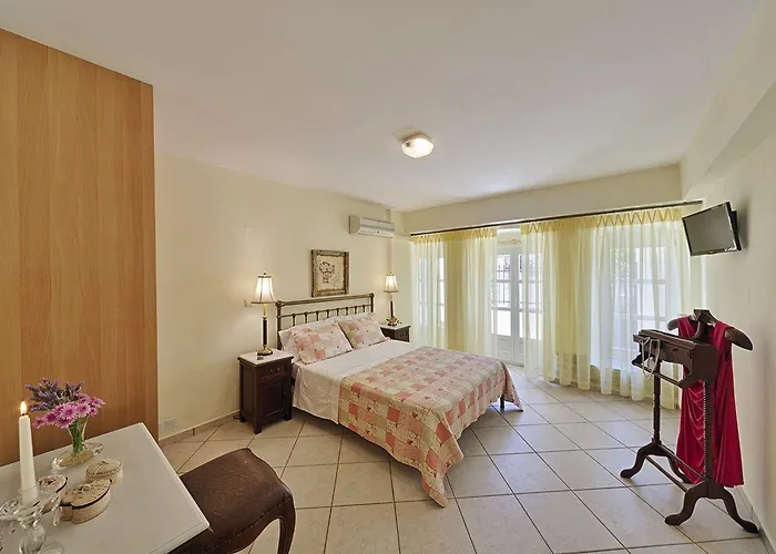 Antouanetta Ermoupoli