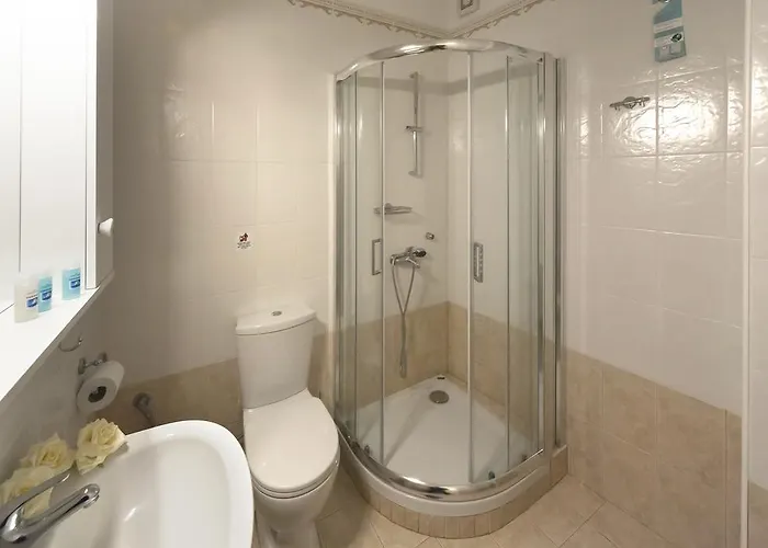 Antouanetta Ermoupoli